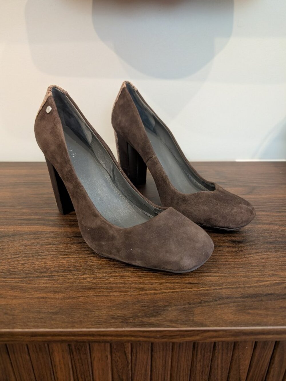 Calvin Klein Monicah Pump, Brown w/ Snakeskin, Size 9, 3.25 in Heel Height